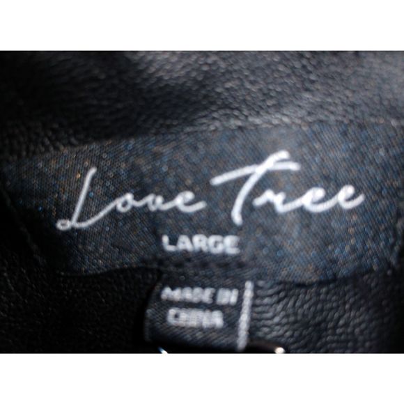 Women's Large Leather look waist cropped biker jacket. multi zippered Love Tree. - Picture 2 of 5
